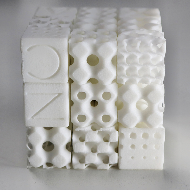 सफ़ेद नायलॉन